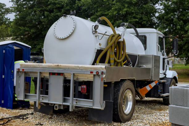 Best Porta potty delivery and setup  in Baltimore, OH